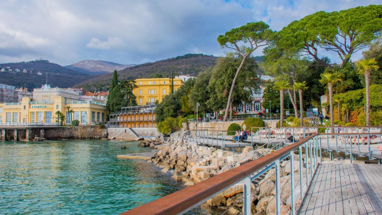 Apartments Anita Near Opatija With Private Parking Matulji Extérieur photo