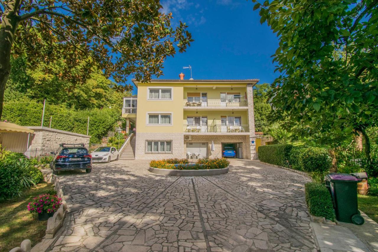 Apartments Anita Near Opatija With Private Parking Matulji Extérieur photo