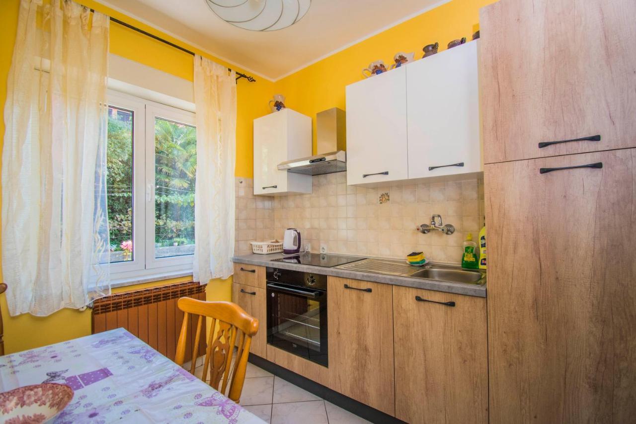 Apartments Anita Near Opatija With Private Parking Matulji Extérieur photo