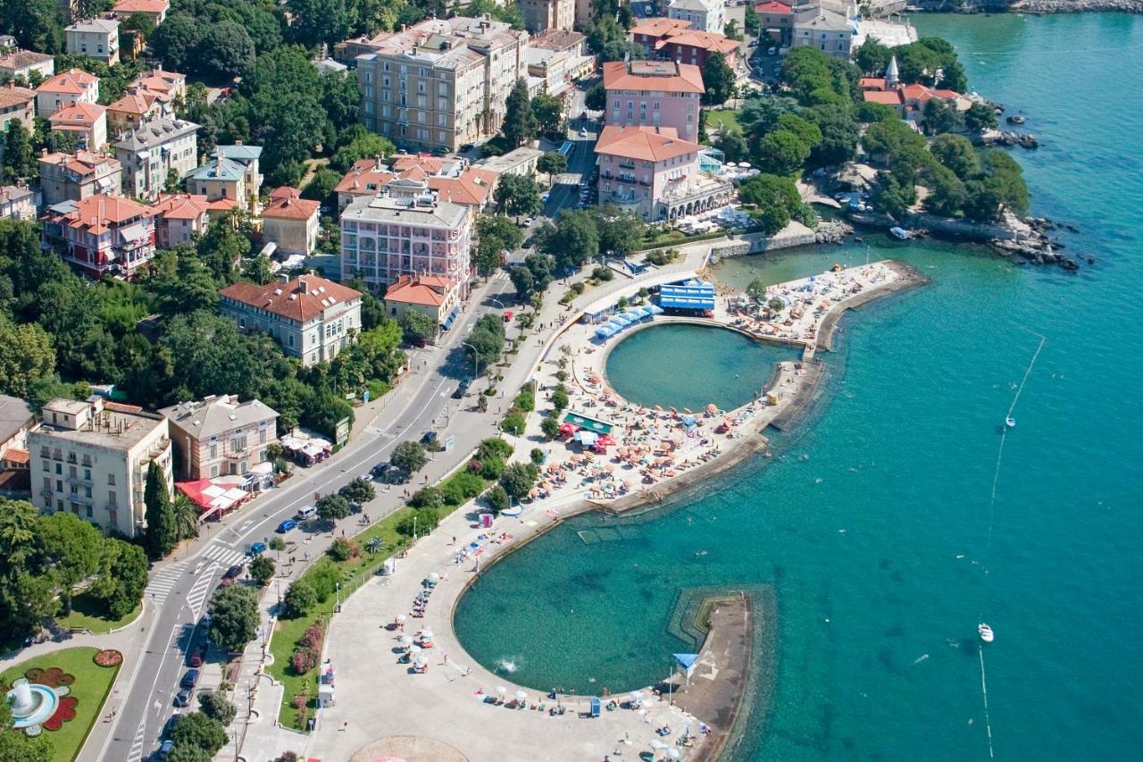 Apartments Anita Near Opatija With Private Parking Matulji Extérieur photo