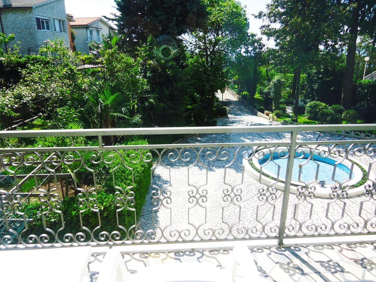 Apartments Anita Near Opatija With Private Parking Matulji Extérieur photo